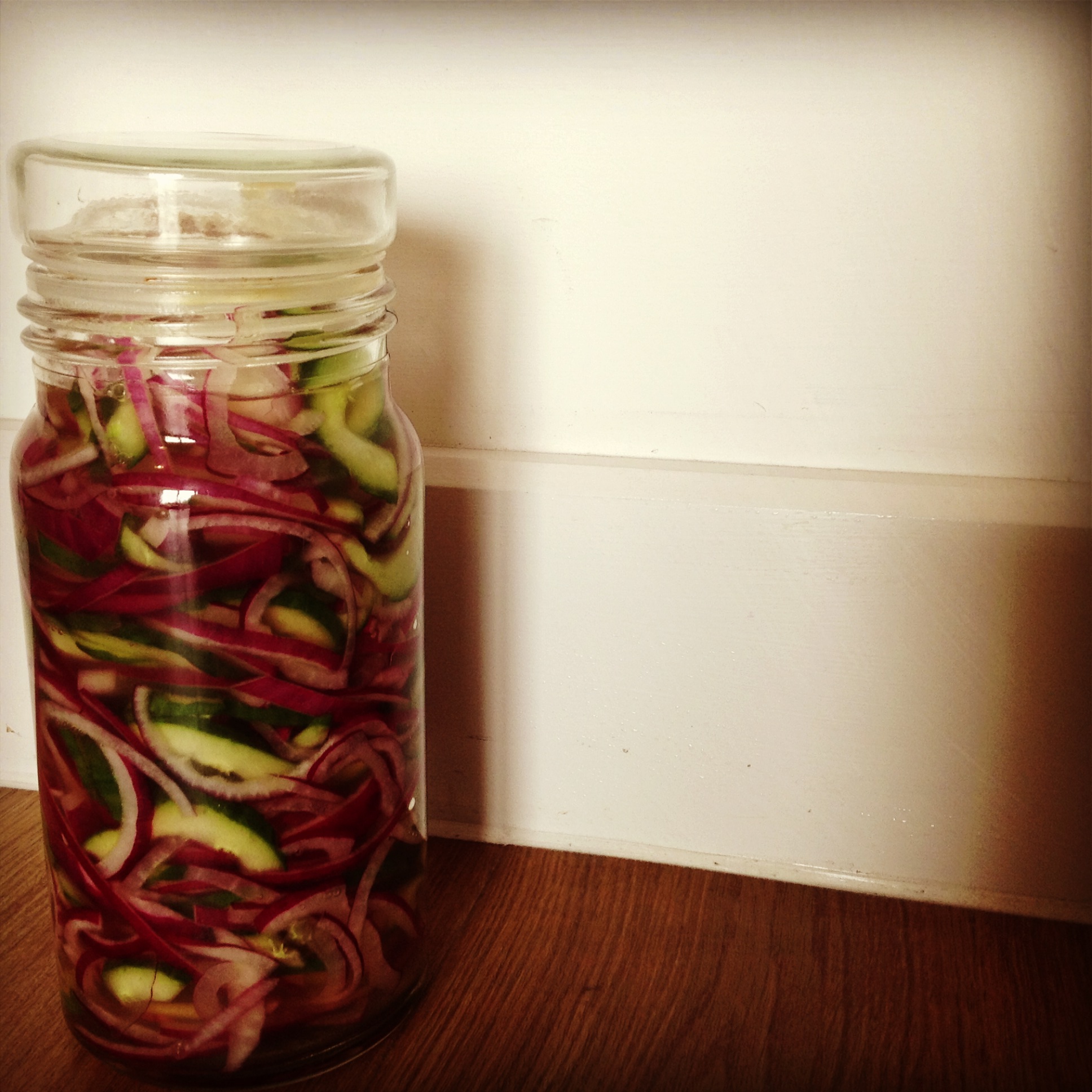 red onion cucumber pickle